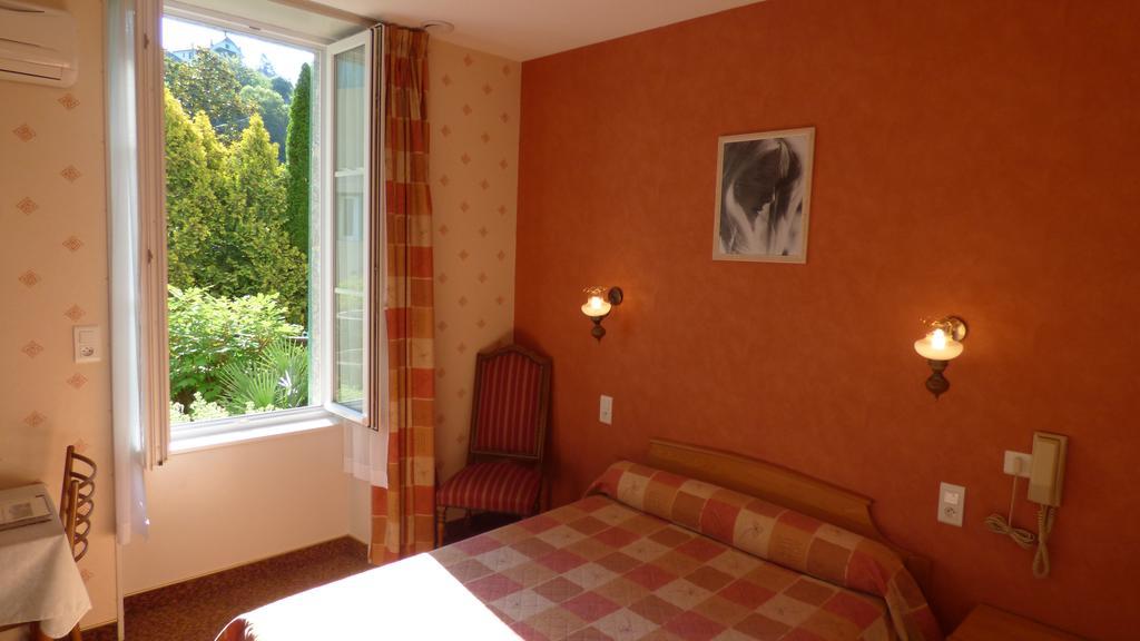 Hotel Du Lion D'Or Entraygues-sur-Truyère Rom bilde
