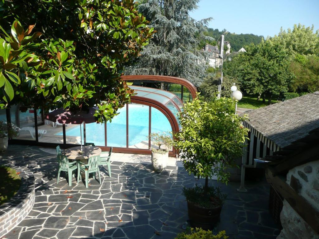 Hotel Du Lion D'Or Entraygues-sur-Truyère Eksteriør bilde