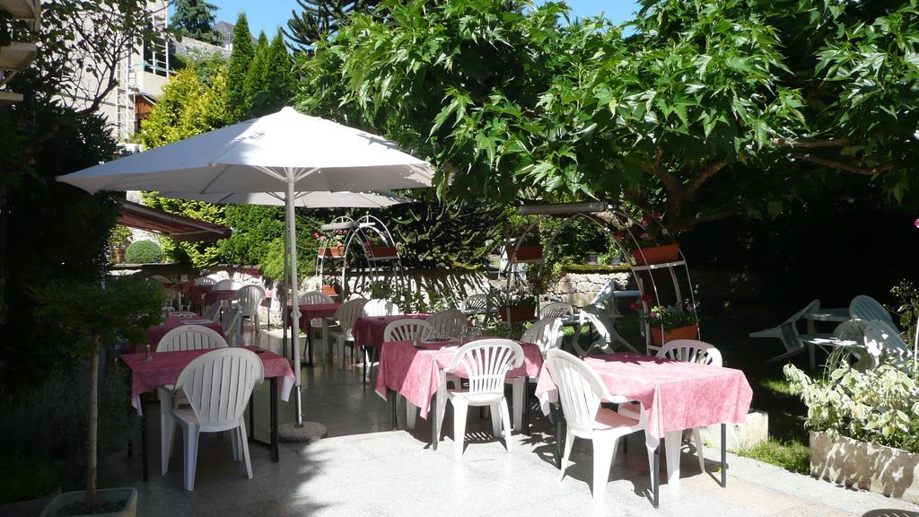 Hotel Du Lion D'Or Entraygues-sur-Truyère Eksteriør bilde